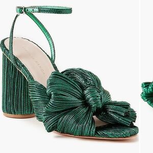 Emerald green stunners